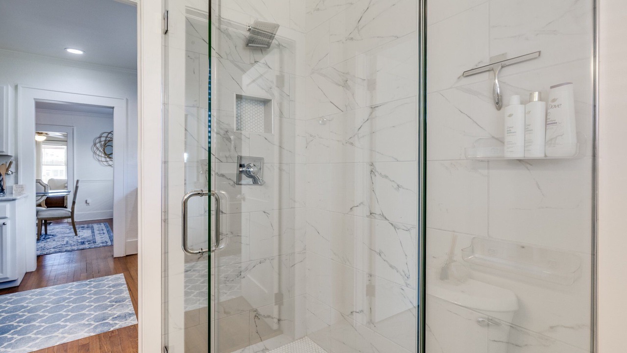 Photo of Bathroom in Cherry Street