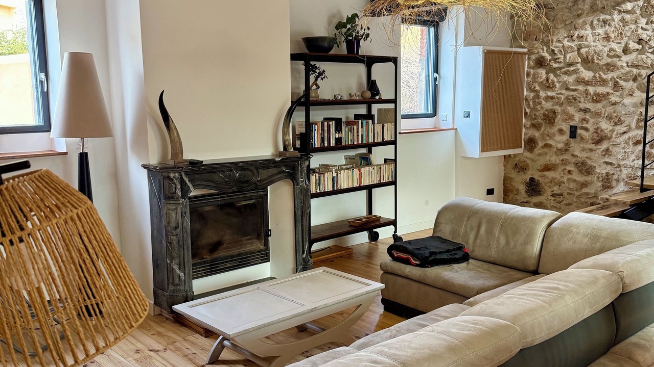 Photo of Livingroom in Grottes Caves