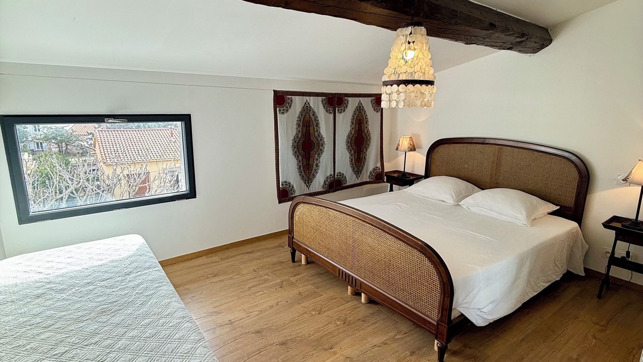 Photo of Bedroom in Grottes Caves