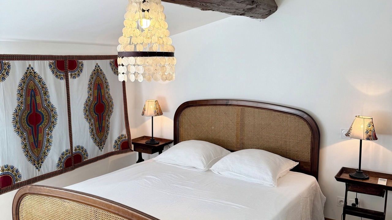 Photo of Bedroom in Grottes Caves