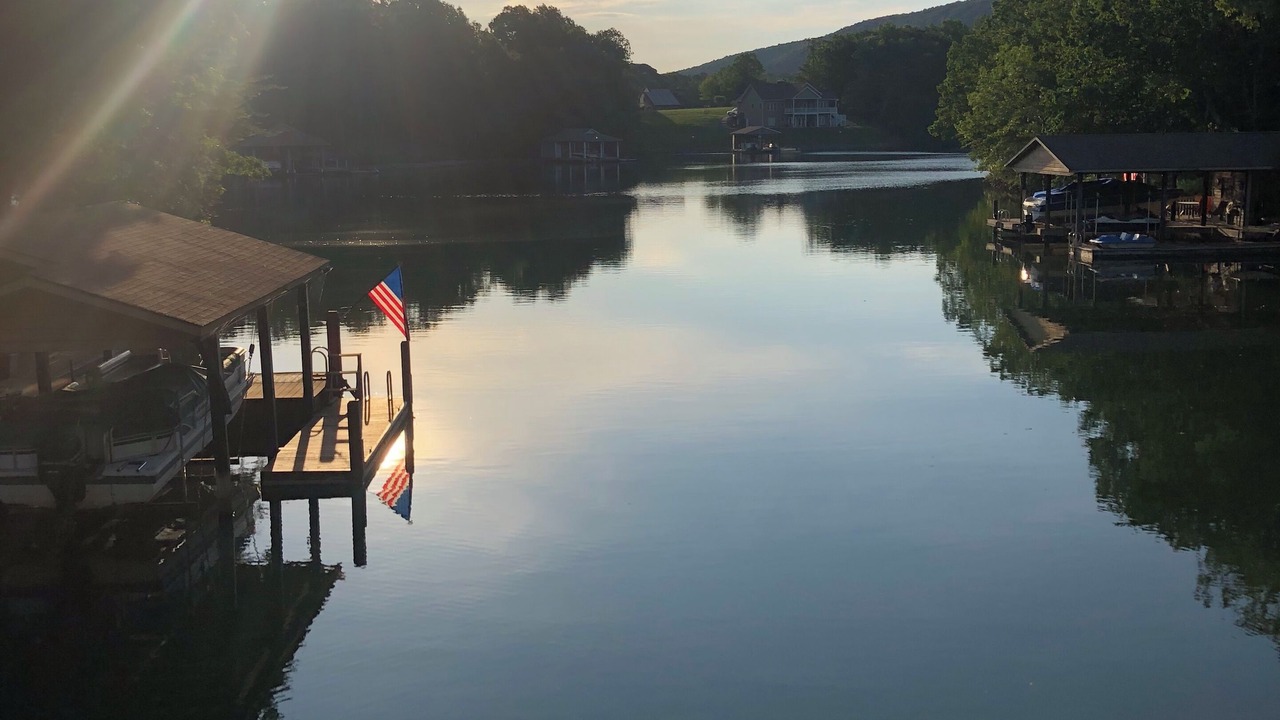 Photo of Others in Smith Mountain Lake