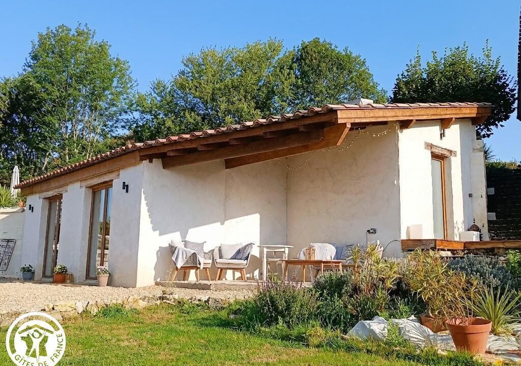 Photo of Patio Balcony in Saint-Paul-Flaugnac