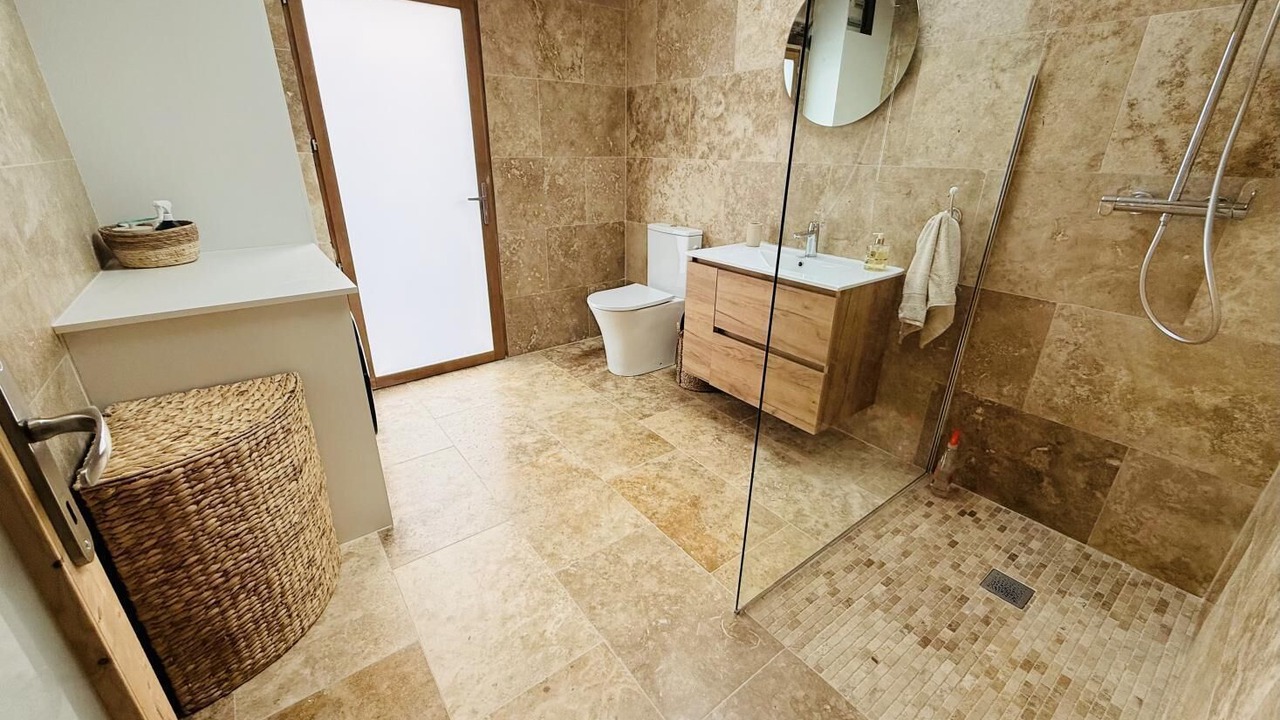 Photo of Bathroom in Saint-Paul-Flaugnac