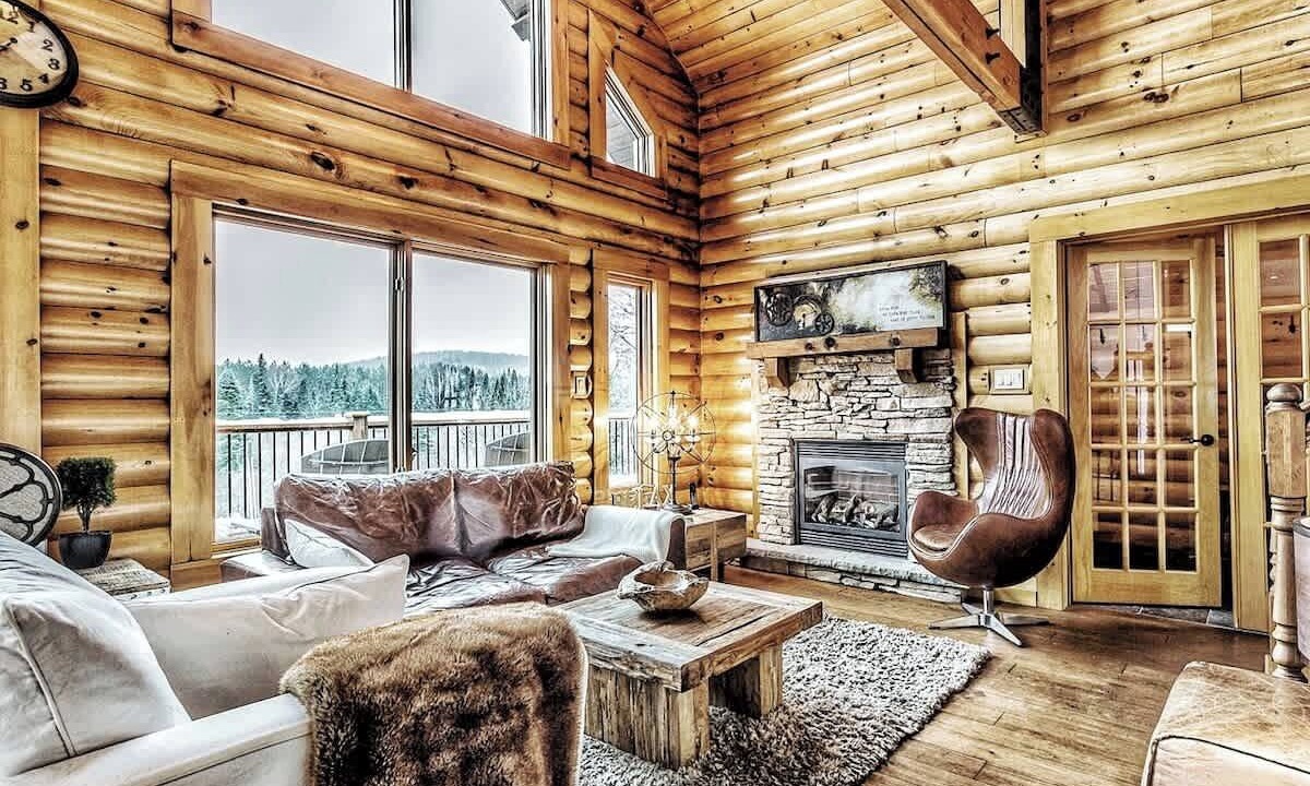 Photo of Livingroom in Lac-Superieur