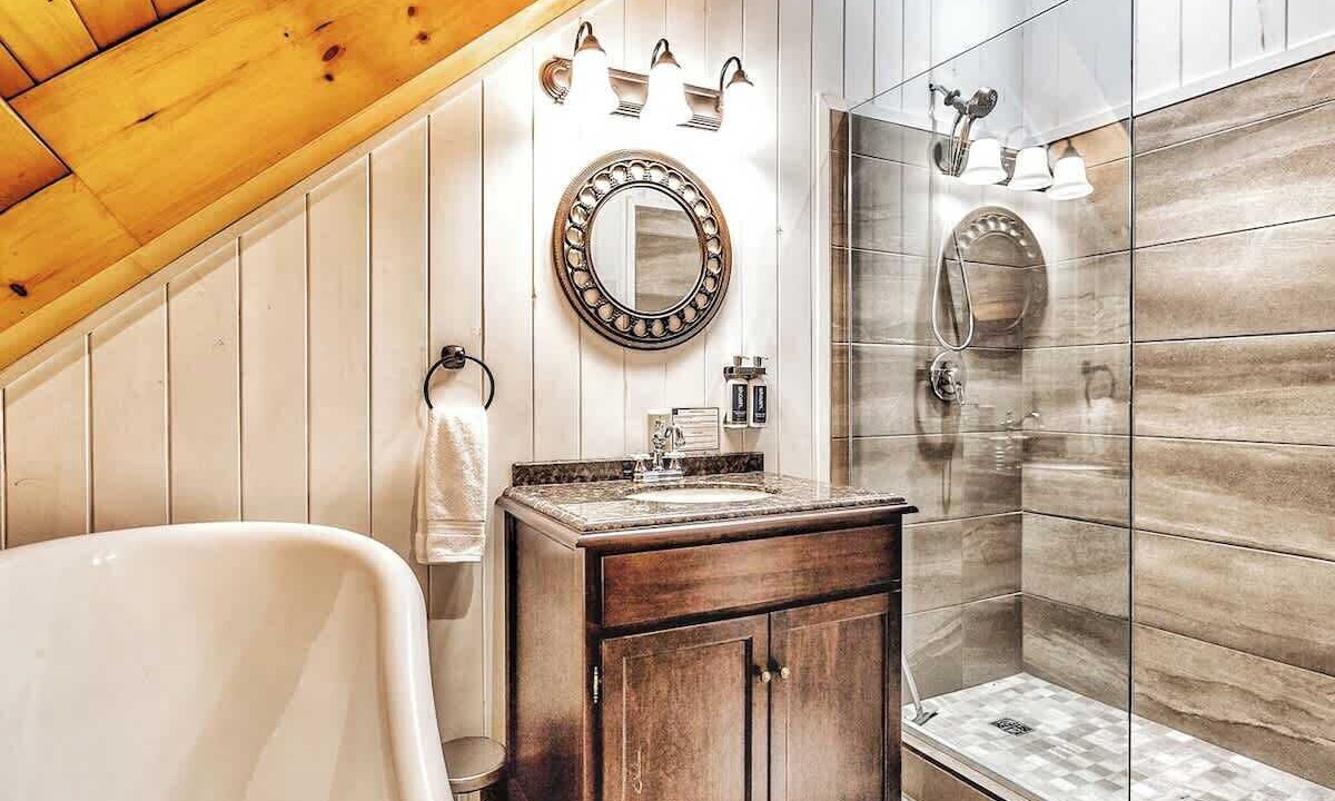 Photo of Bathroom in Lac-Superieur