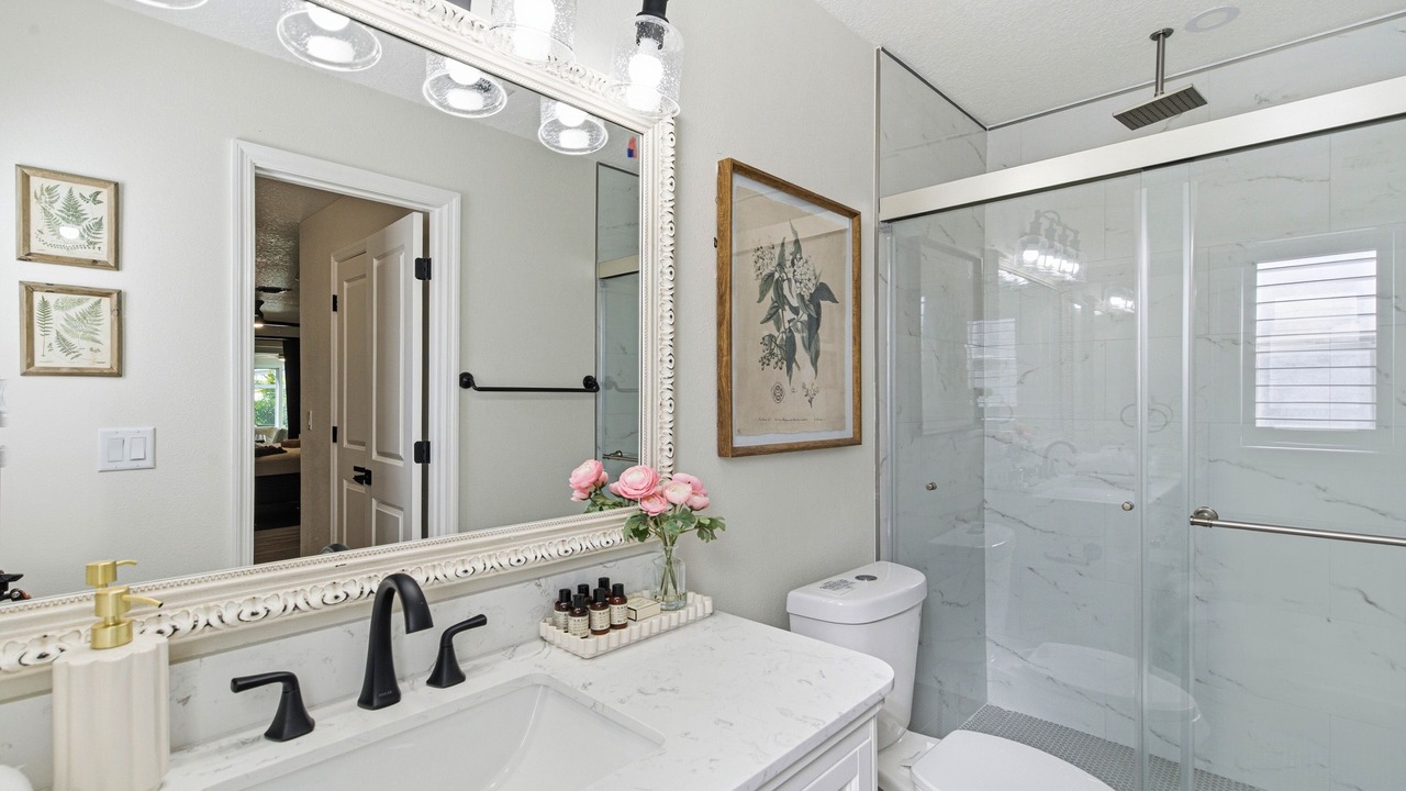 Photo of Bathroom in Apollo Beach