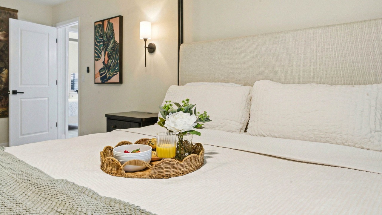 Photo of Bedroom in Apollo Beach