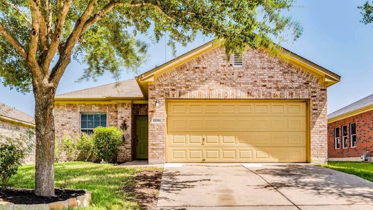 Photo of Outdoor in Pioneer Crossing