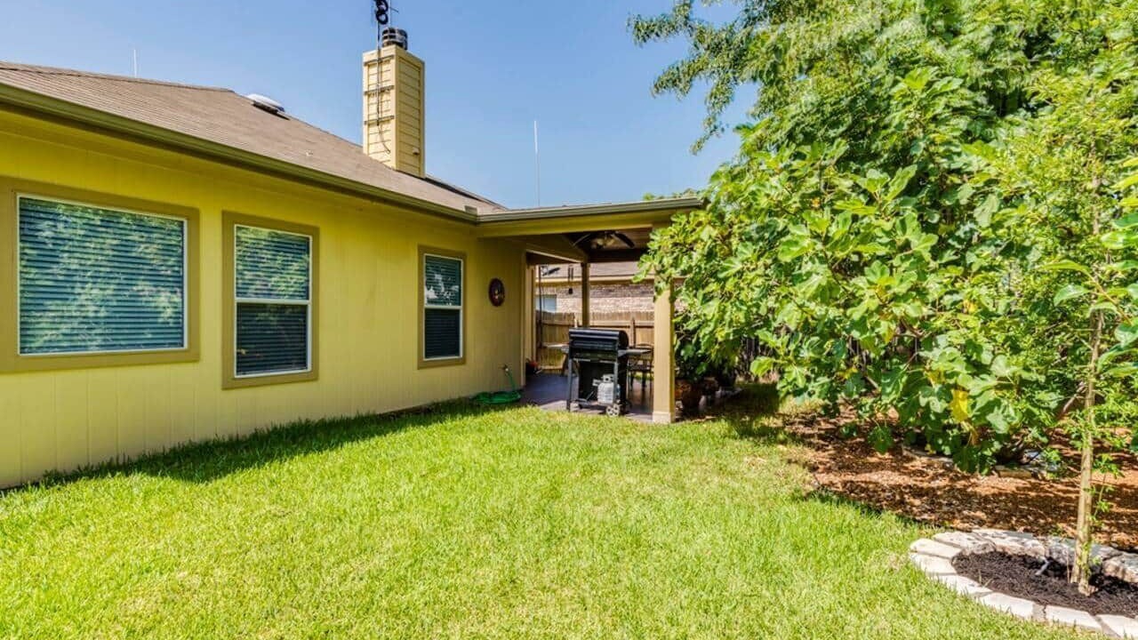 Photo of Outdoor in Pioneer Crossing