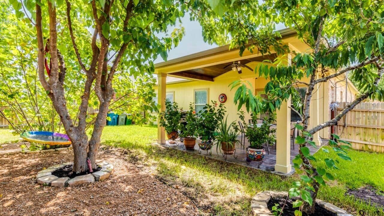 Photo of Outdoor in Pioneer Crossing