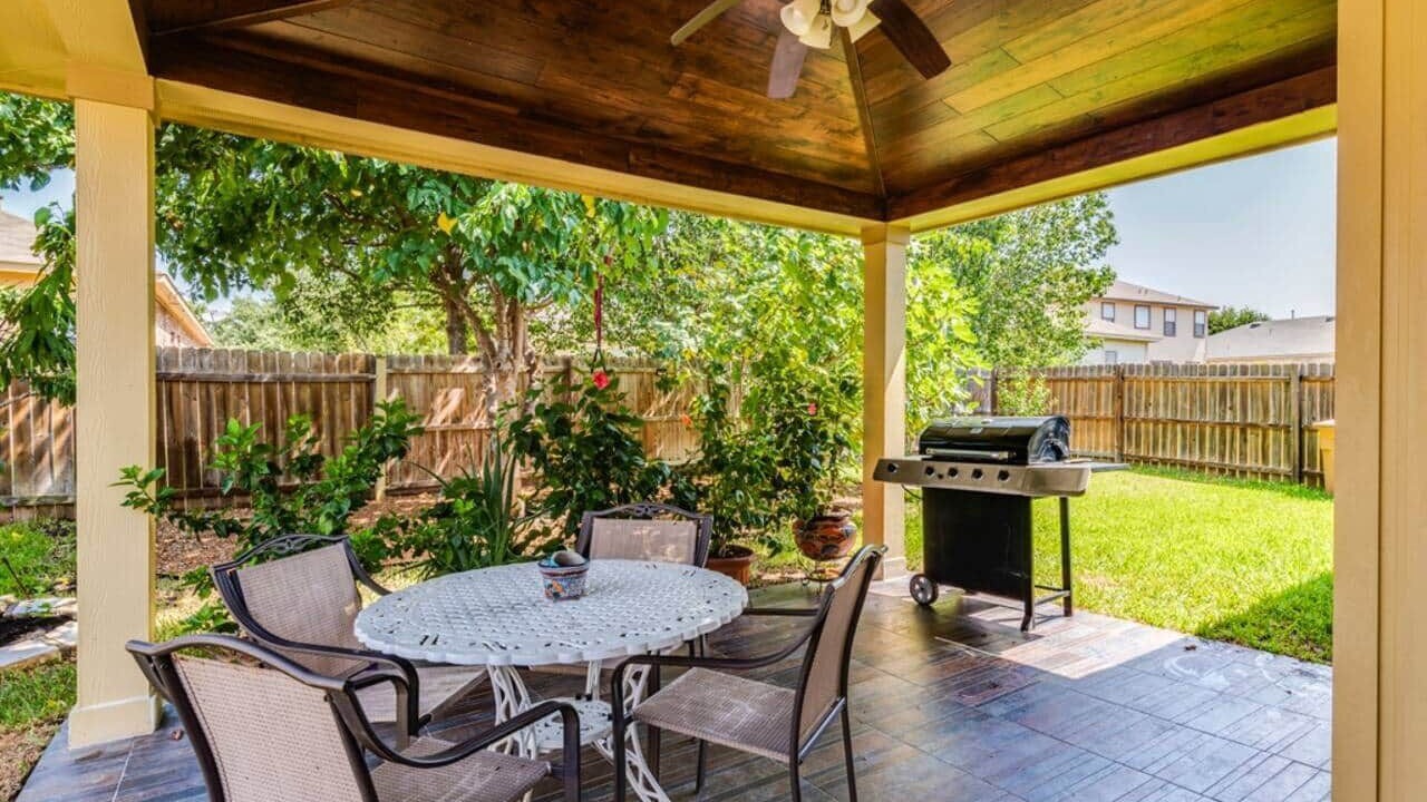 Photo of Outdoor in Pioneer Crossing