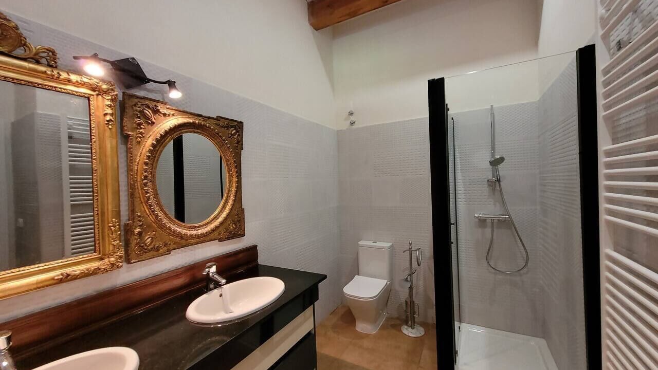 Photo of Bathroom in Ayllon