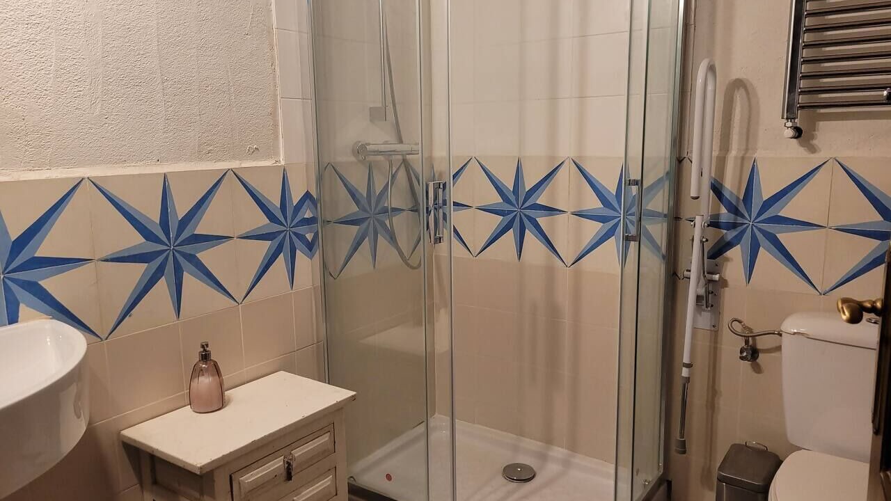 Photo of Bathroom in Ayllon
