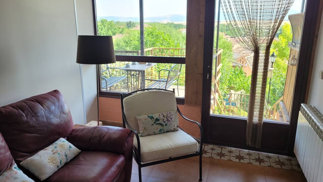 Photo of Livingroom in Ayllon