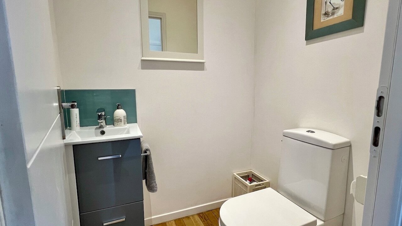 Photo of Bathroom in La Vicomte-sur-Rance
