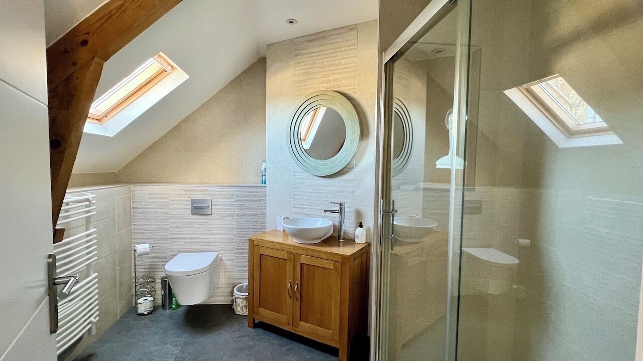 Photo of Bathroom in La Vicomte-sur-Rance