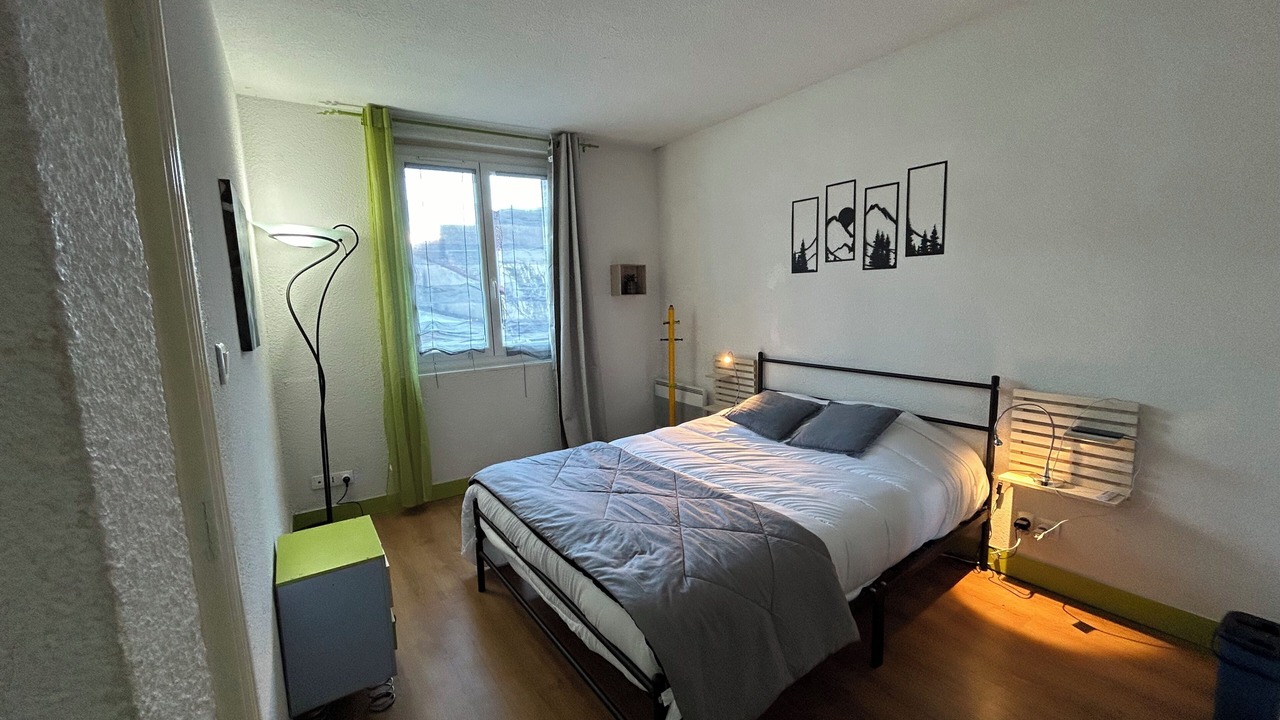 Photo of Bedroom in Luzenac