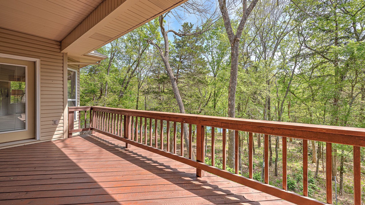 Photo of Patio Balcony in Lost Bridge Village
