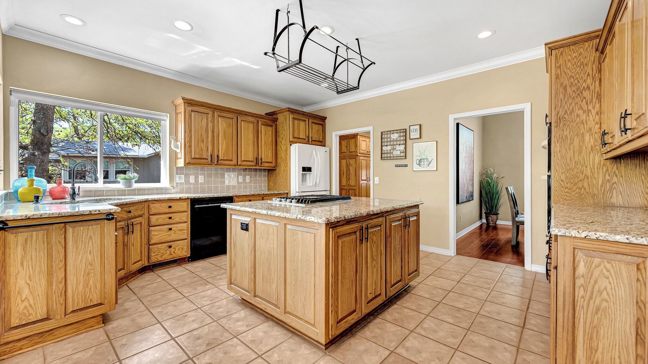 Photo of Kitchen in Lost Bridge Village