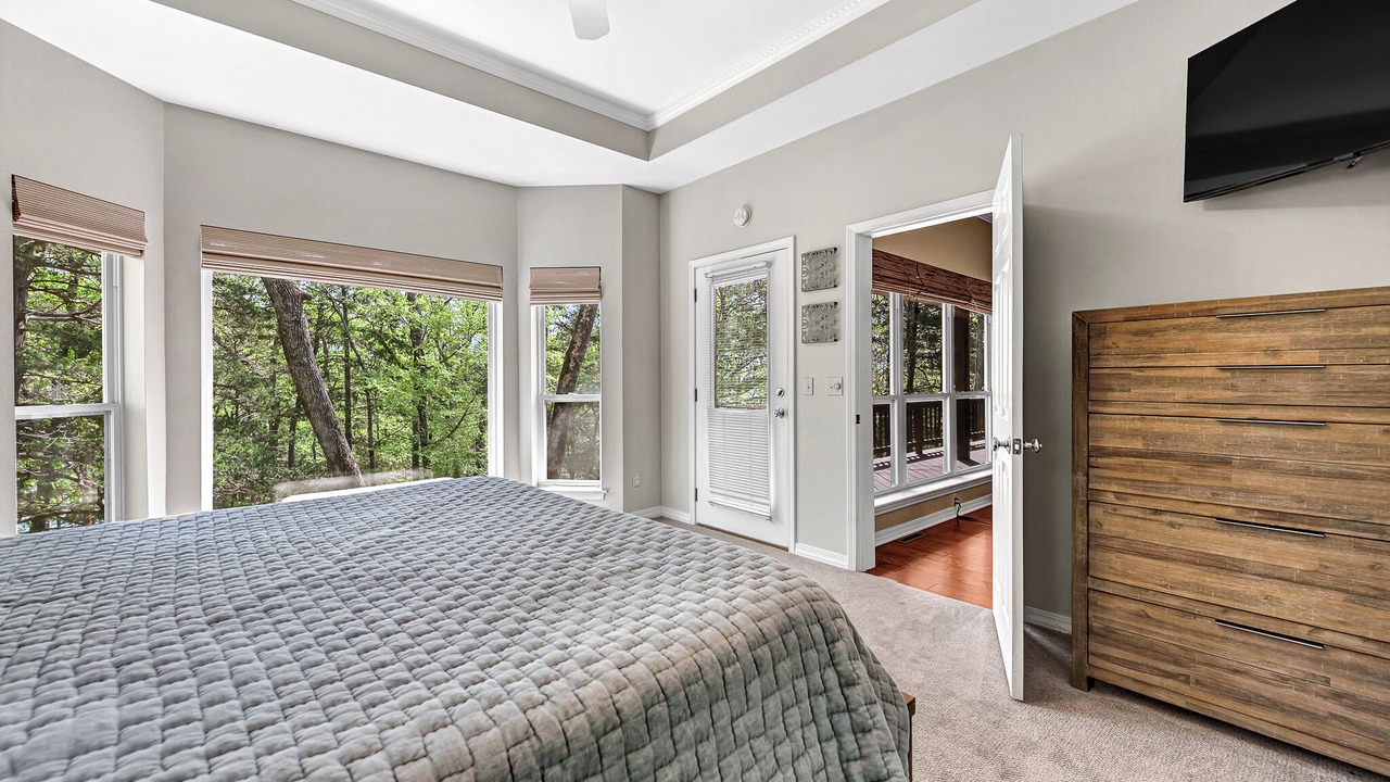 Photo of Bedroom in Lost Bridge Village