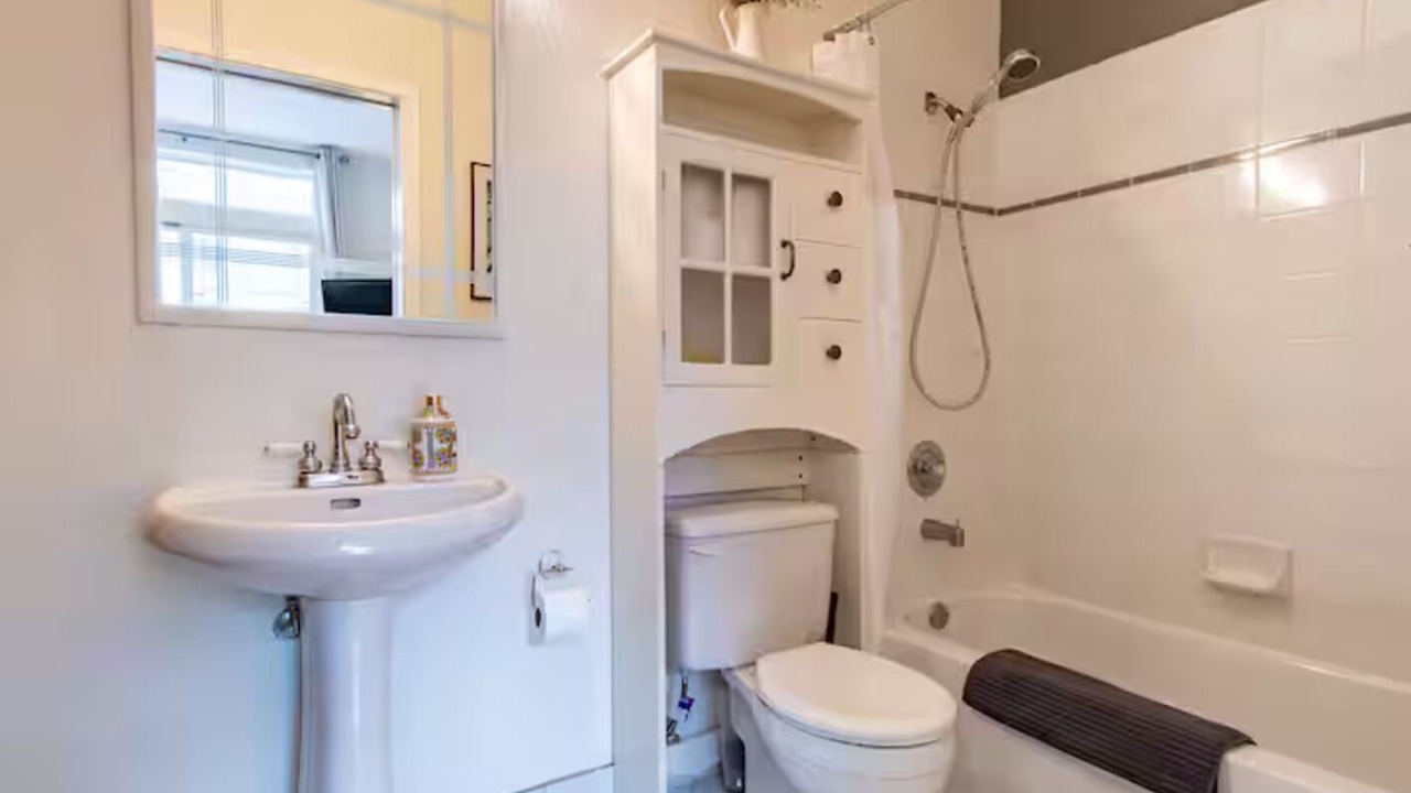 Photo of Bathroom in Belltown