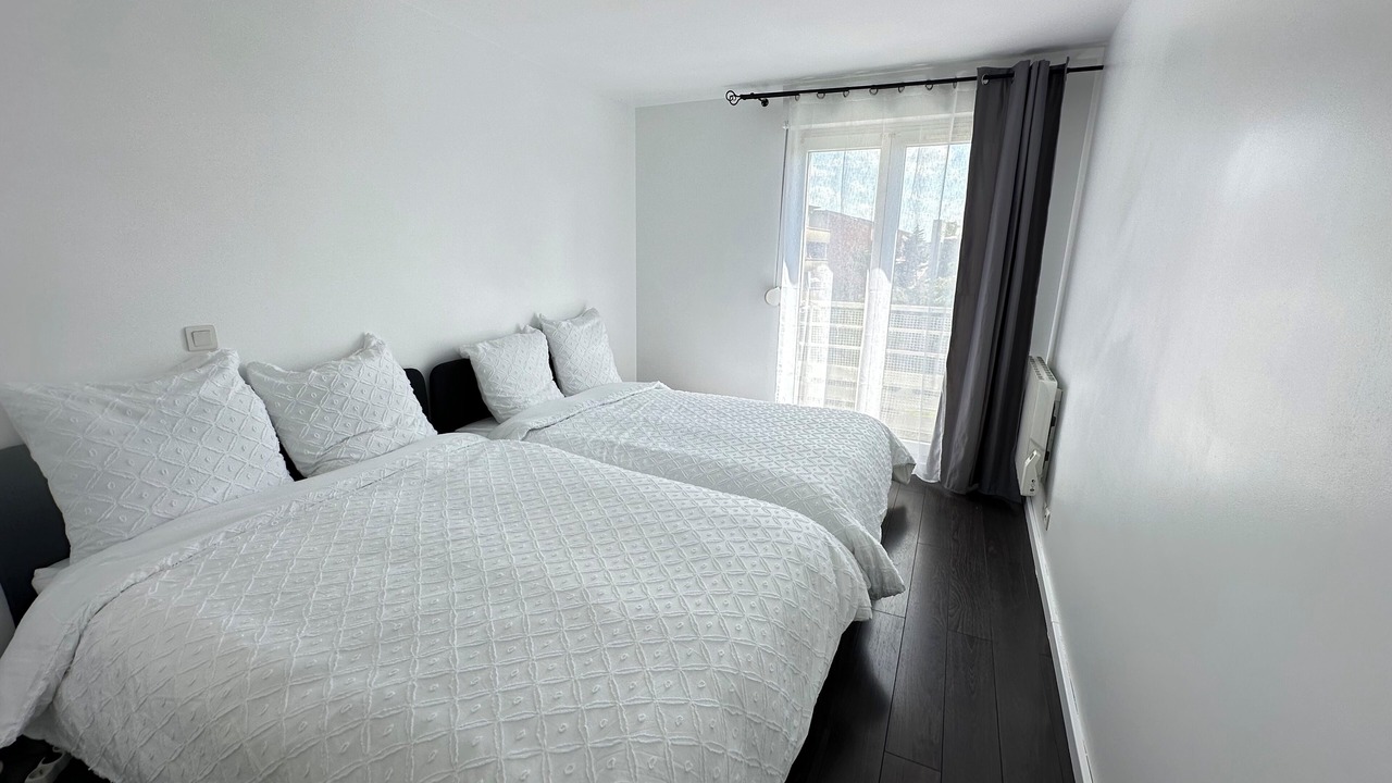 Photo of Bedroom in Saint-Denis