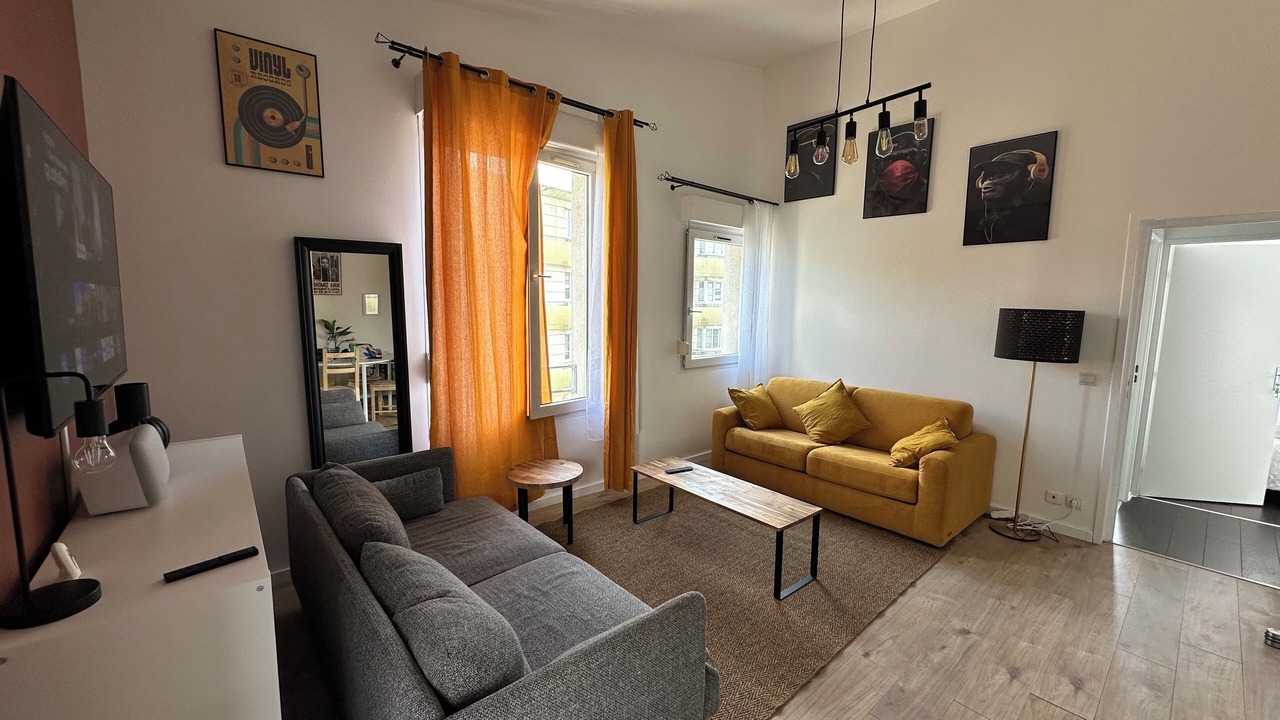 Photo of Livingroom in Saint-Denis