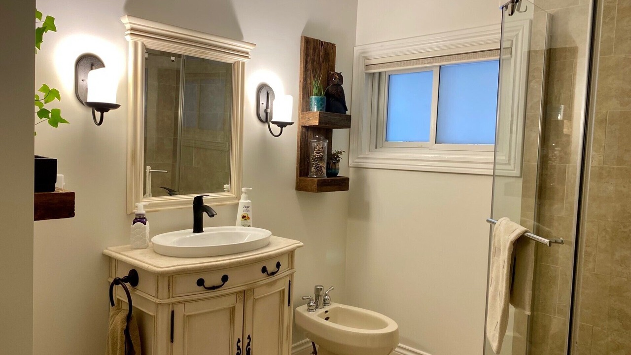 Photo of Bathroom in Pelham