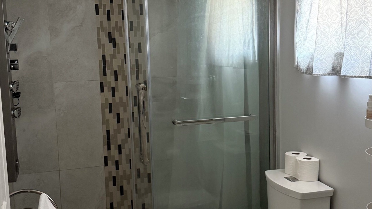 Photo of Bathroom in Northeast Mississauga