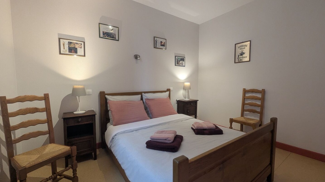Photo of Bedroom in Villiers-sur-Suize