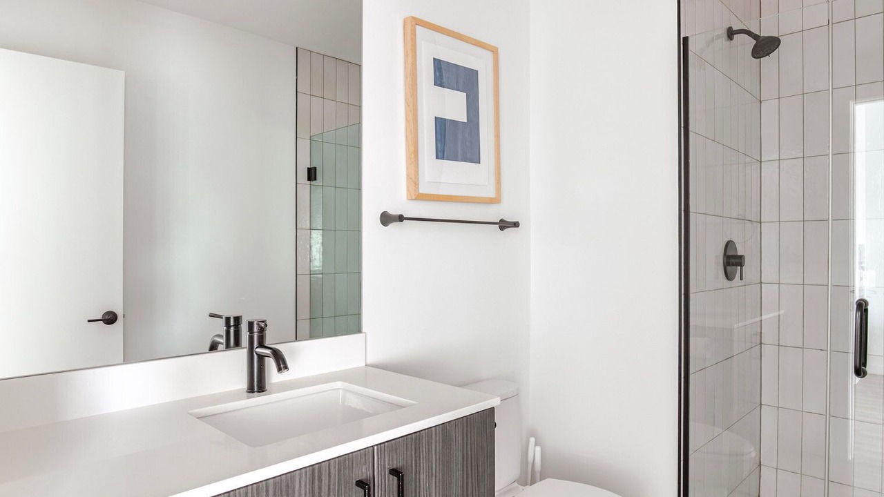 Photo of Bathroom in Near North Side
