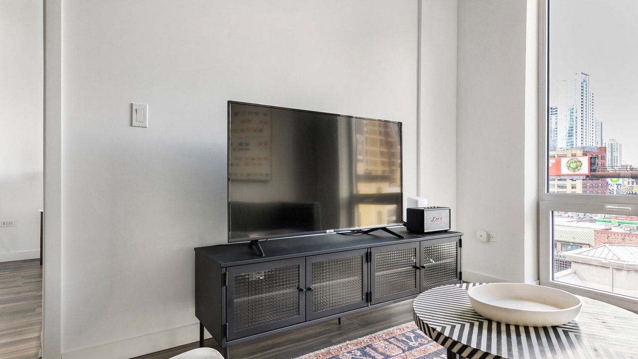 Photo of Livingroom in Near North Side