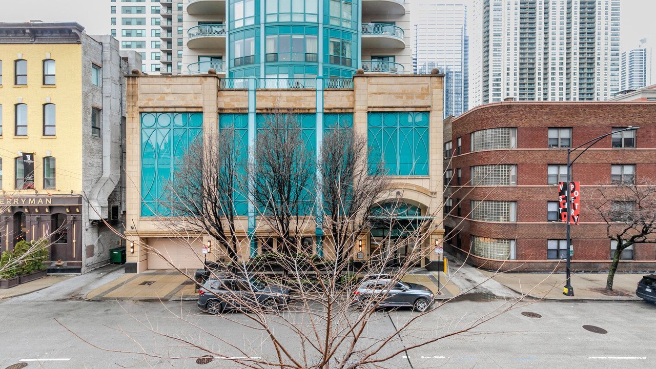 Photo of Outdoor in Near North Side