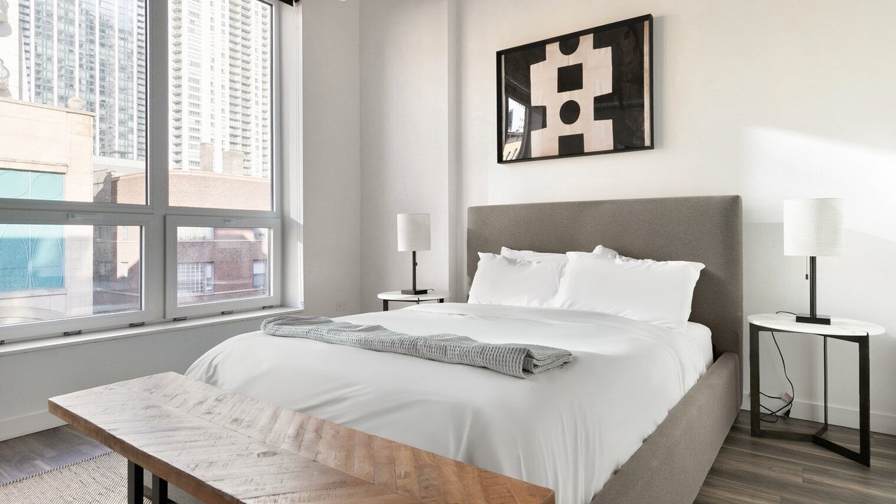 Photo of Bedroom in Near North Side