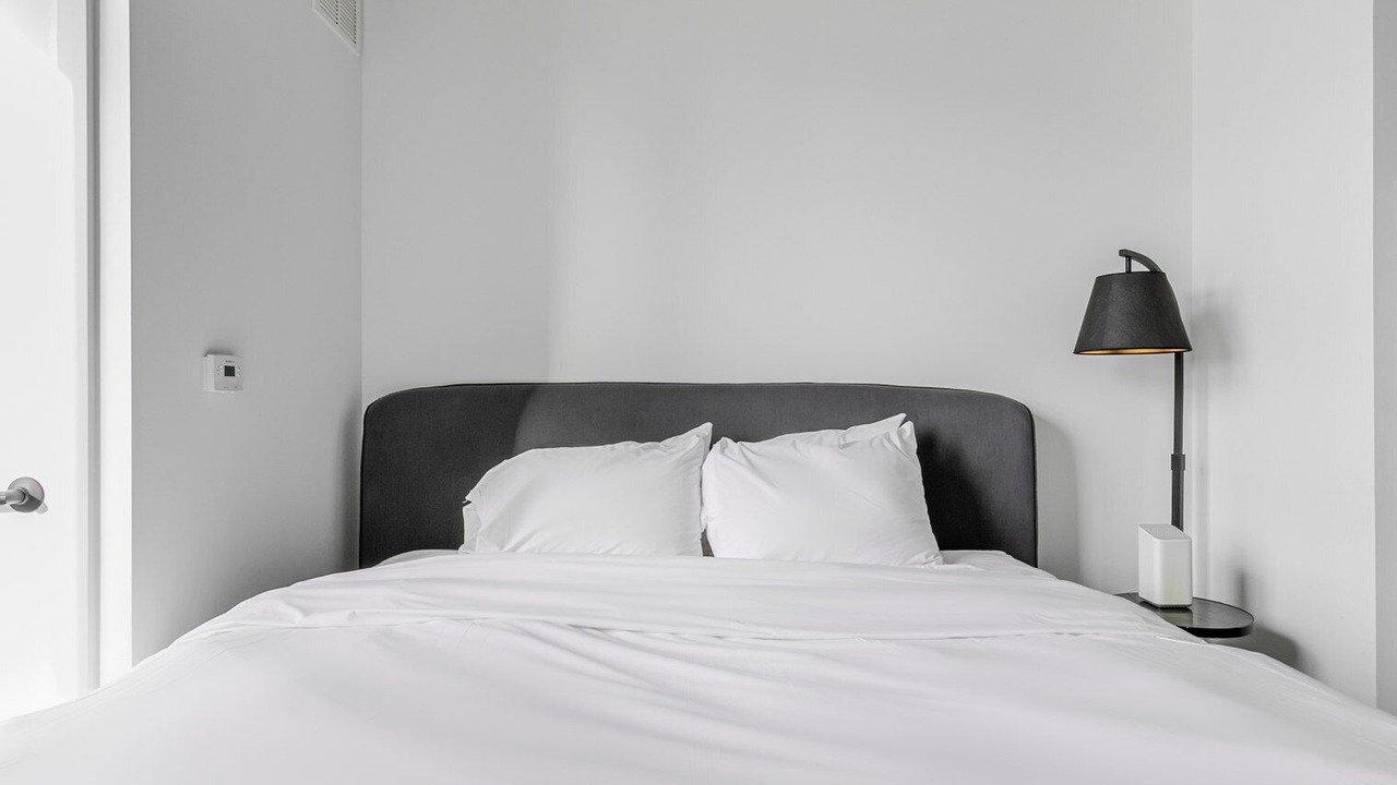 Photo of Bedroom in Near North Side