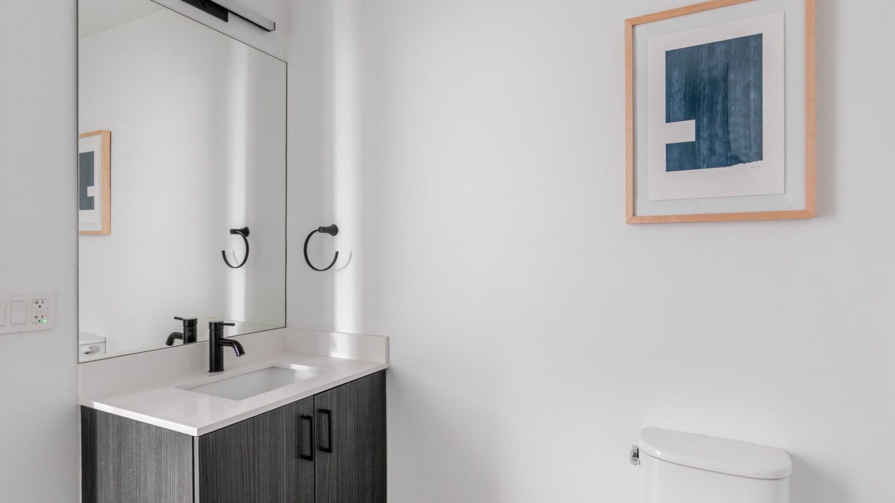 Photo of Bathroom in Near North Side