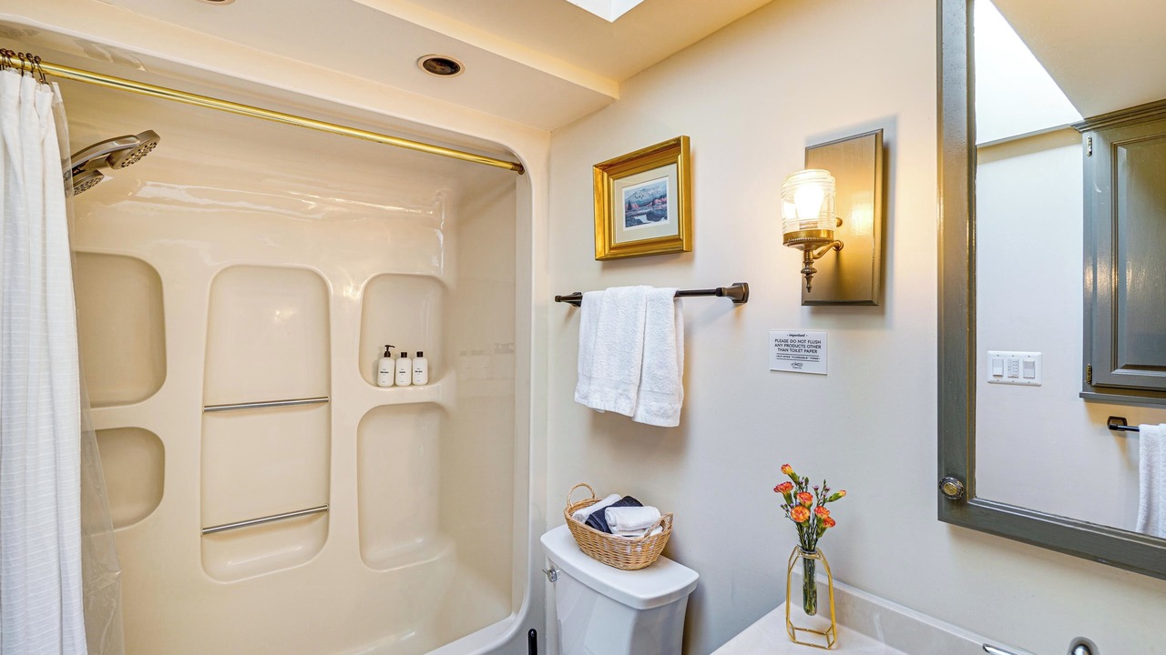Photo of Bathroom in Aldie
