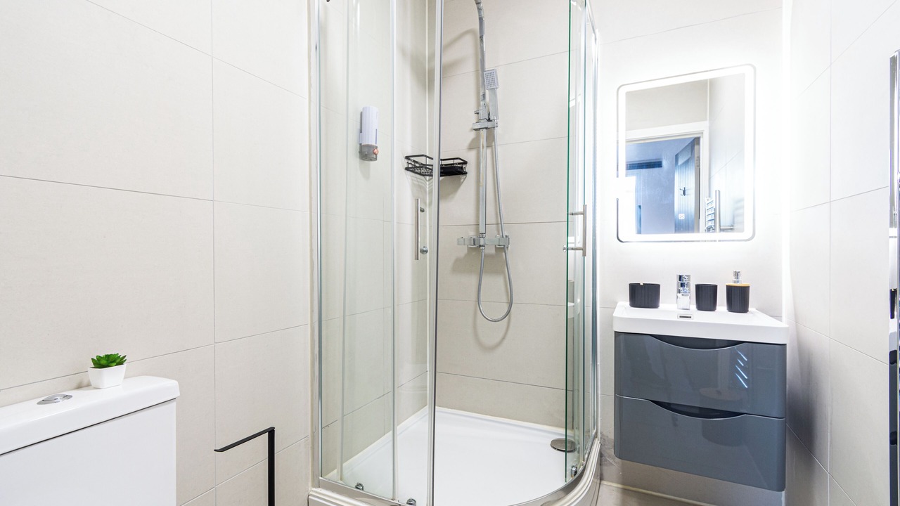 Photo of Bathroom in Tooting