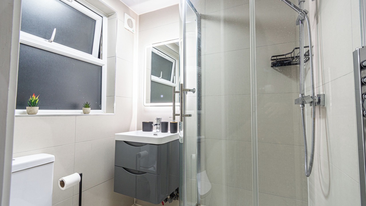 Photo of Bathroom in Tooting