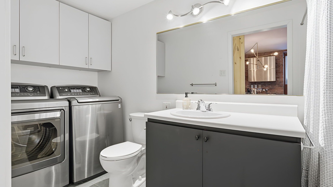 Photo of Bathroom in Montcalm