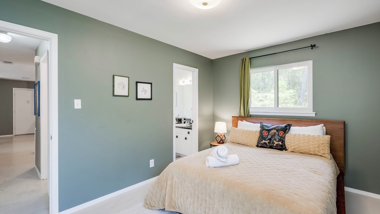 Photo of Bedroom in East Congress