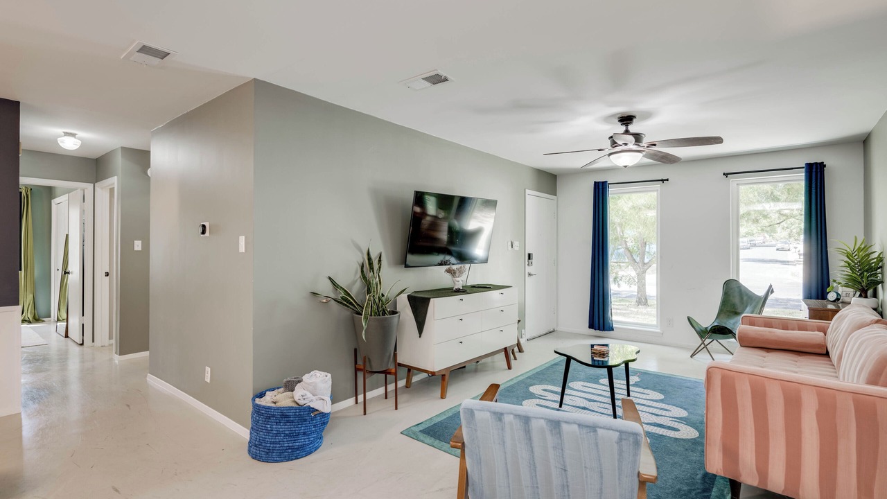 Photo of Bedroom in East Congress