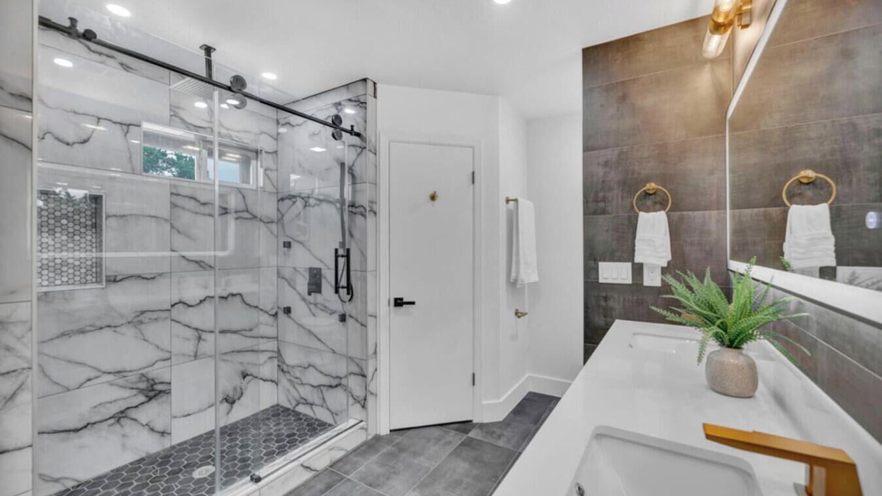 Photo of Bathroom in Northwest Balcones