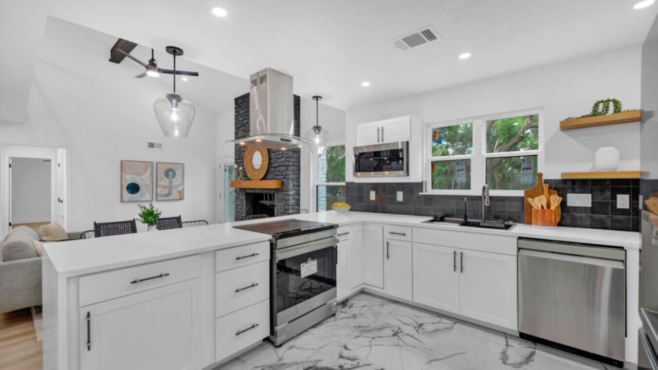 Photo of Kitchen in Northwest Balcones