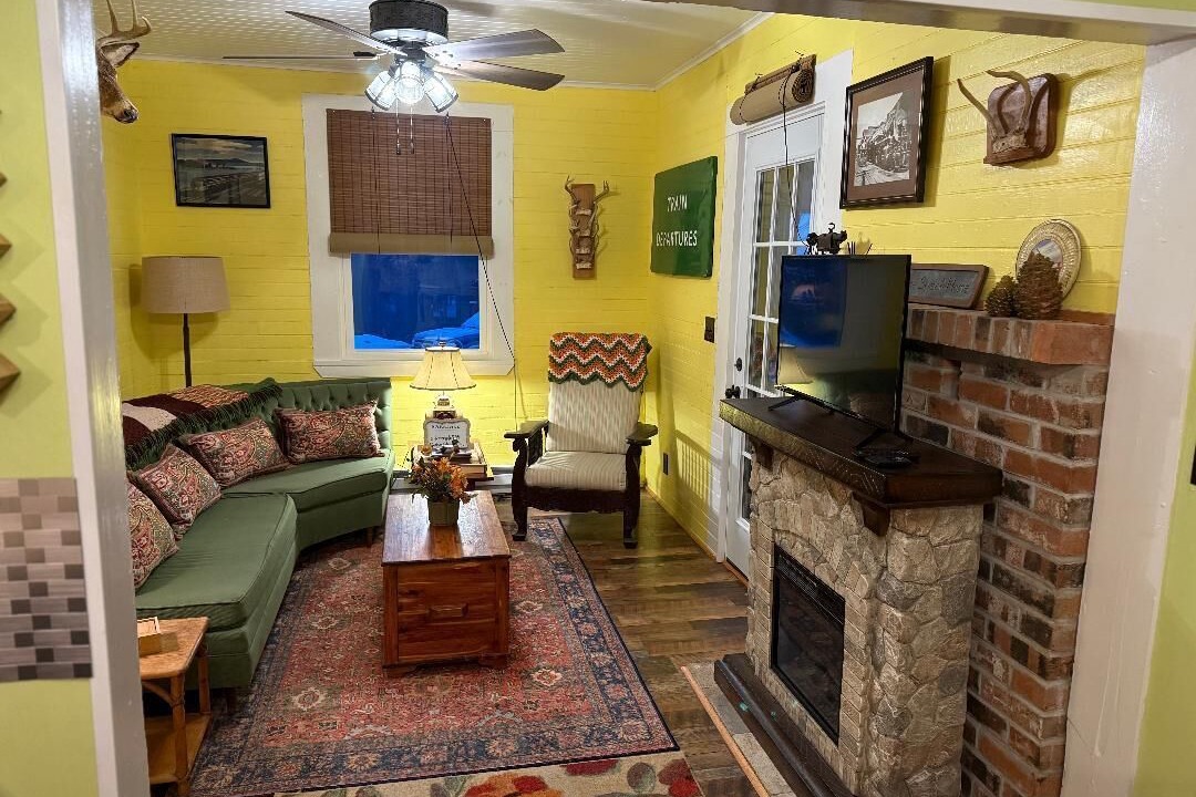 Photo of Livingroom in Tupper Lake