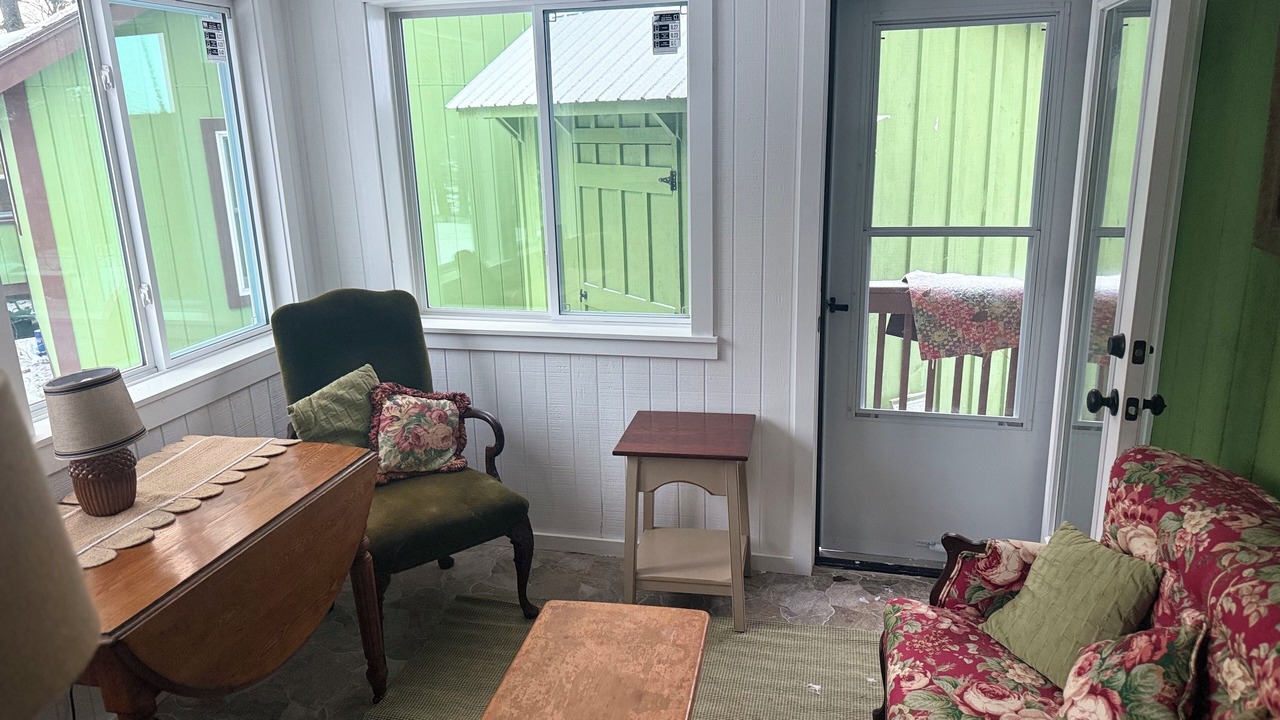 Photo of Livingroom in Tupper Lake