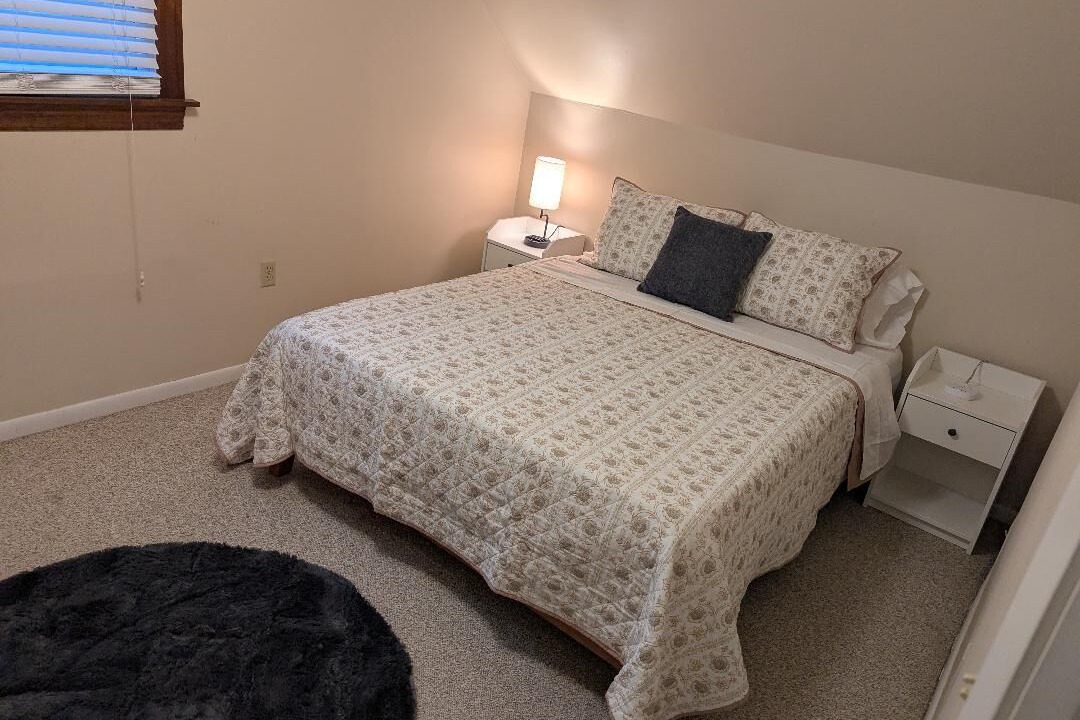 Photo of Bedroom in Lewis Center