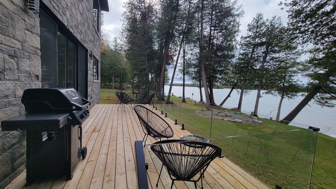 Photo of Patio Balcony in Stone Mills