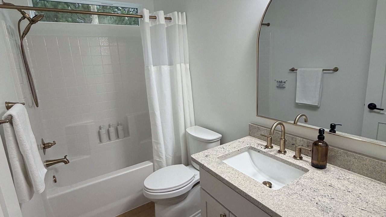 Photo of Bathroom in Holly Lake Ranch