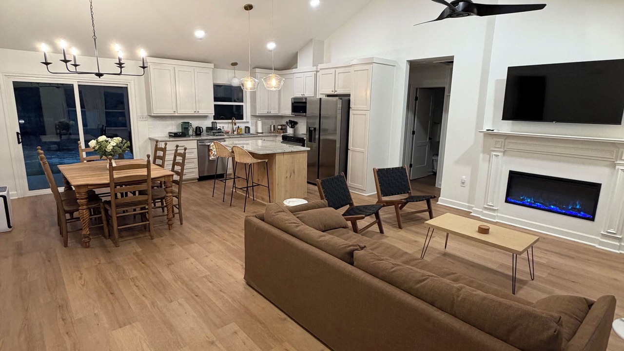 Photo of Livingroom in Holly Lake Ranch